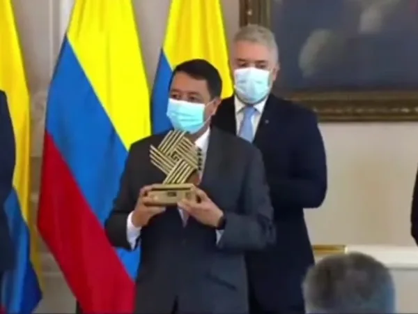 ¿Se nota en las vías? A la Alcaldía de Pasto la condecoraron “por atender rápido” la malla vial
