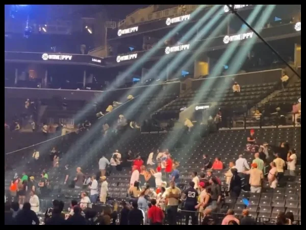 Confundieron ruidos con falso tiroteo y se desencadenó una estampida: hubo varios heridos, en un estadio de Nueva York