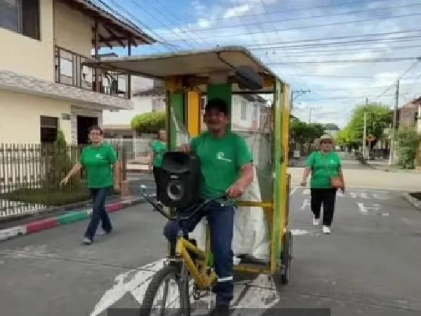 Con bafle y triciclo lograron frenar la contaminación en La Paila, Valle del Cauca.