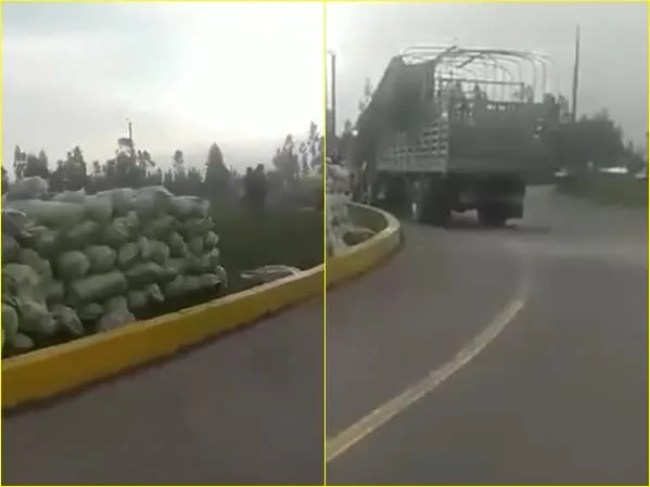 El suceso se registró en Boyacá, un camión que llevaba plátano se estrelló y la comunidad muestra su solidaridad ayudando a recuperar la carga.