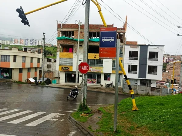 En Pasto se volvieron a robar los semáforos de la intersección de Jardines de las Mercedes