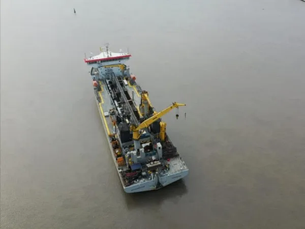 En Barranquilla continúan las obras de dragado para permitir la navegabilidad en el río Magdalena