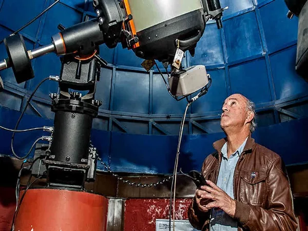 “Este viernes en Pasto podremos disfrutar de un eclipse lunar”, científico Alberto Quijano