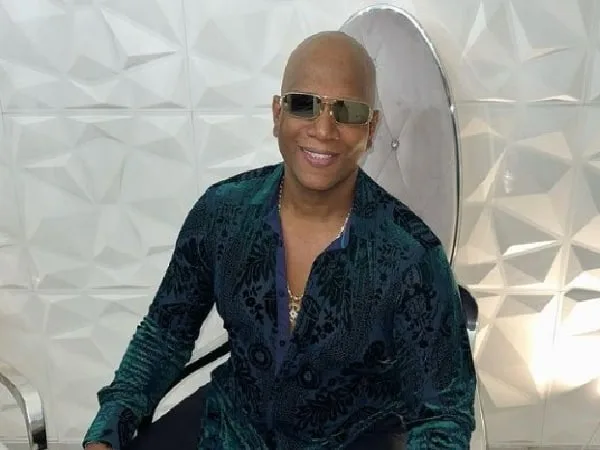 Willy García, cantante de salsa.