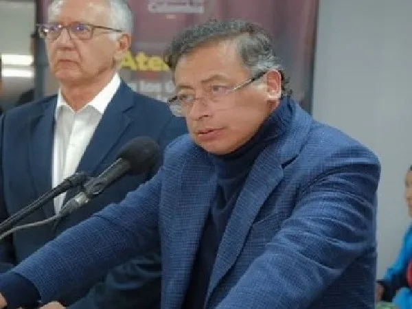 Presidente Petro habló sobre su cirugía estética.