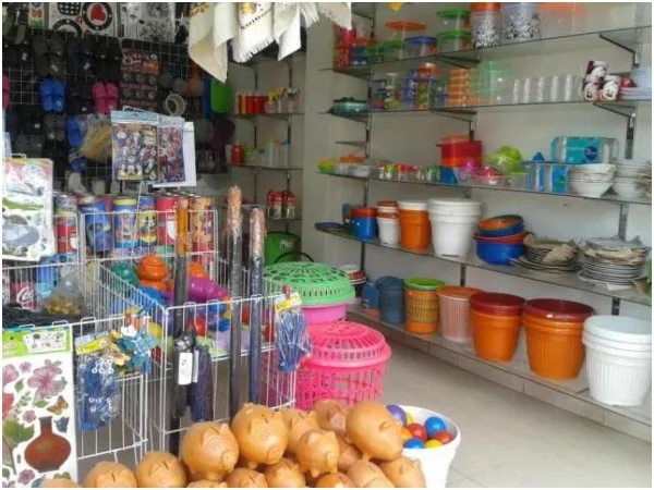 «Todo en un solo lugar»: Las cacharrerías en Colombia