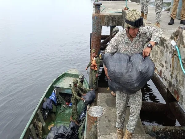 En Nariño intentaron quemar vivos a miembros de la Armada en medio de operativo antidrogas
