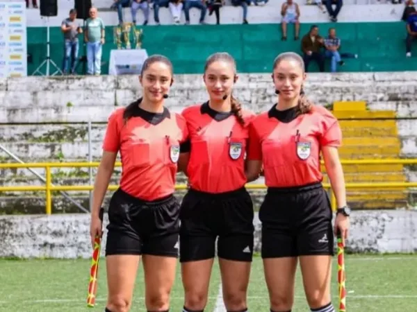 Las trillizas Vásquez: árbitras colombianas que sueñan fichaje con FIFA
