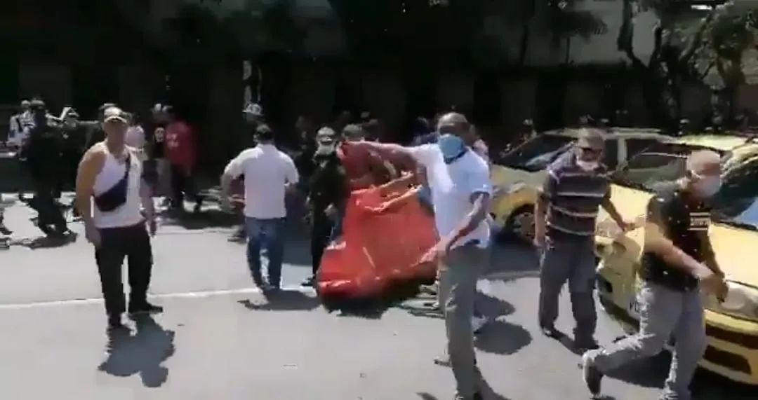 Terminal en Cali bloqueo