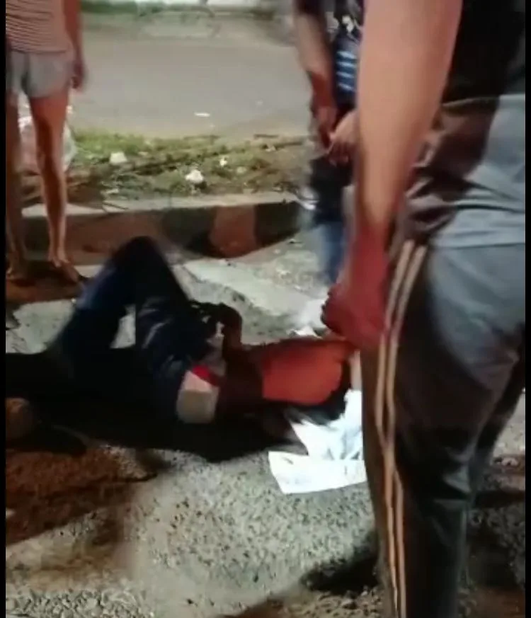 ladrones golpeados masajeada 
