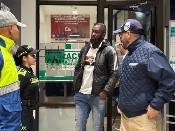 Hincha deportado por Migración Colombia.
