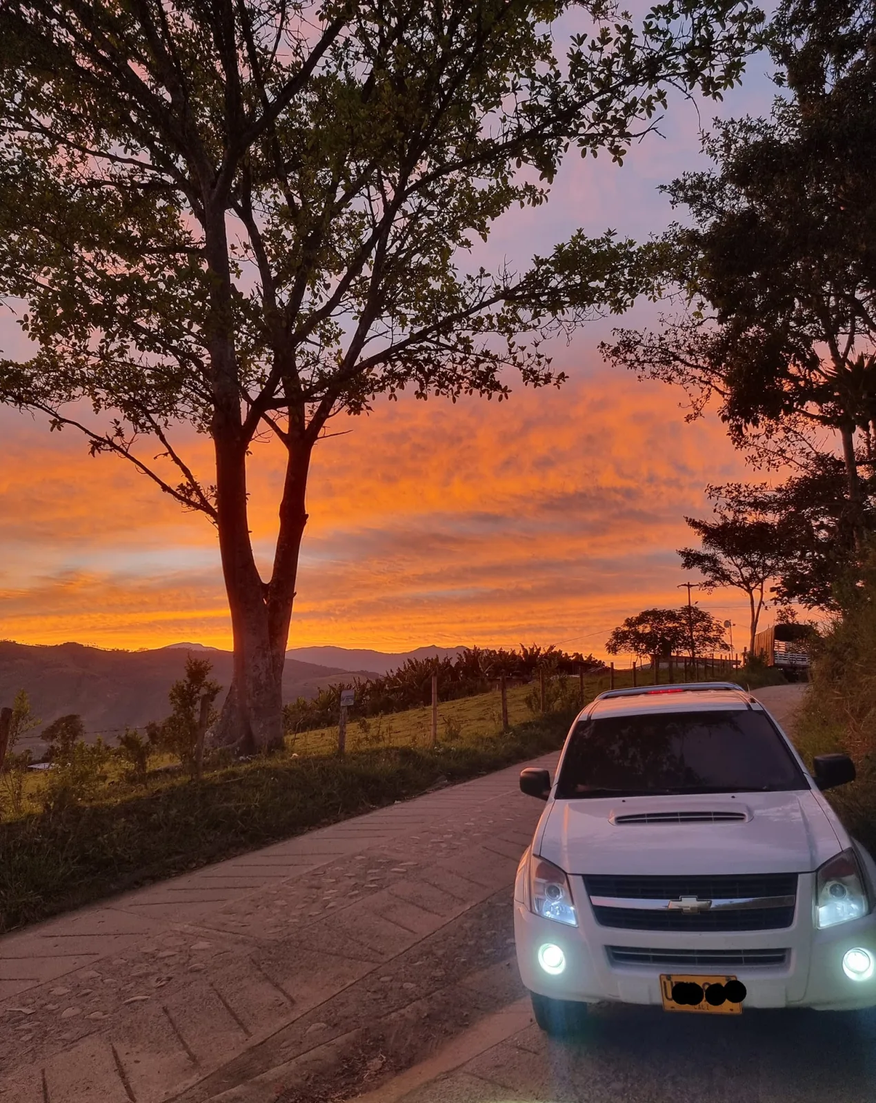 Fotografías de atardeceres en Cali y el Valle, compartidos por nuestros usuarios