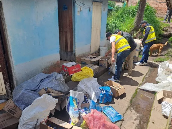 En Túquerres desmantelaron alambique con 40 litros de alcohol, estampillas y colorantes