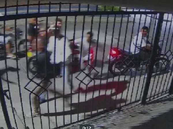 Ladrones asaltan a joven en Barranquilla.