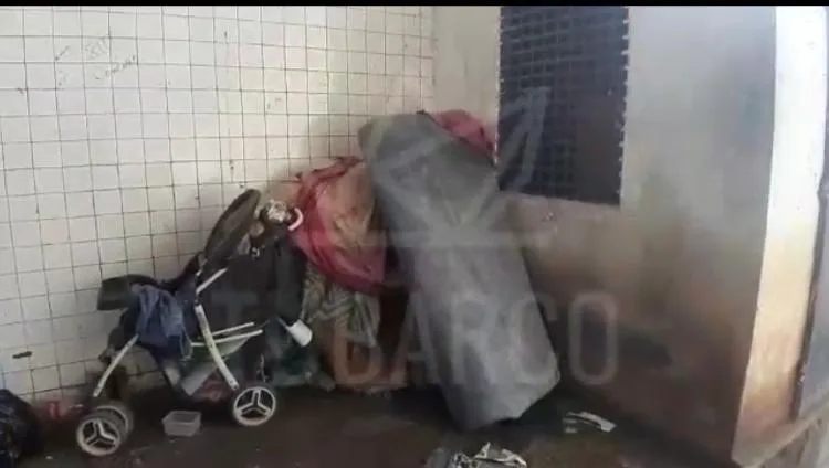 Malambo, niños en estación de gasolina