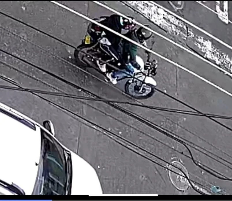 ladrones en moto en Pasto Morasurco