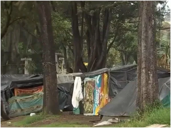 Difícil situación de niños embera en el Parque Nacional de Bogotá