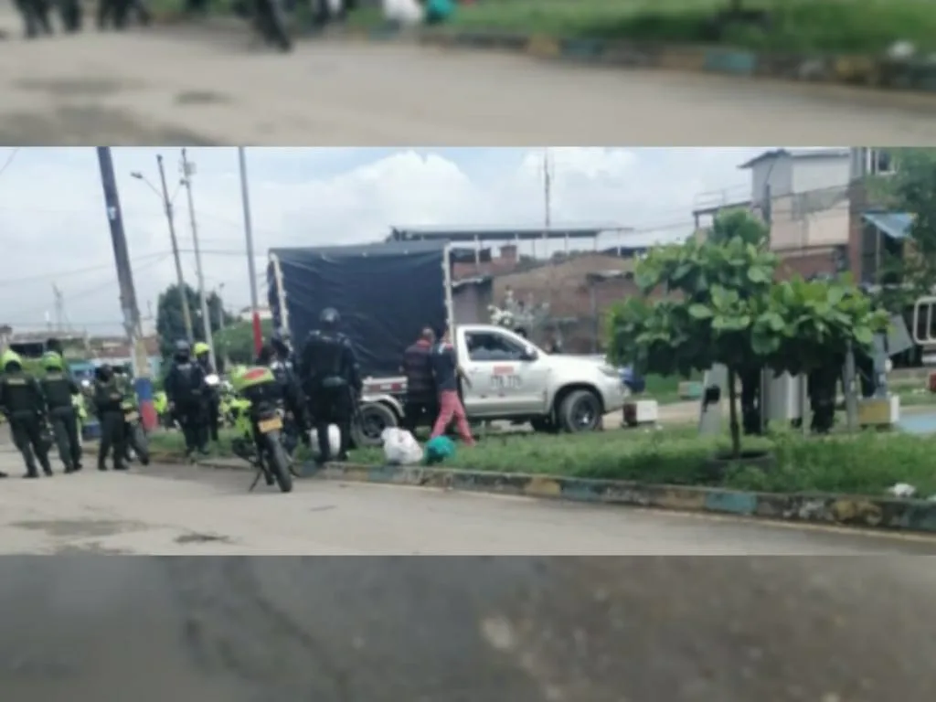 Sicarios llegaron y sin mediar palabra dispararon al copiloto de un camión en Charco Azul, oriente de Cali