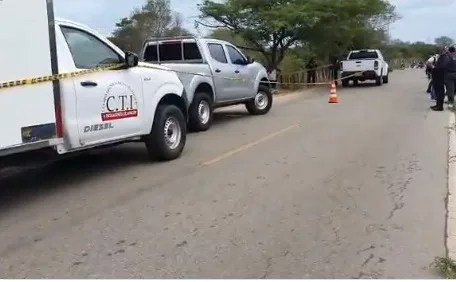Cuatro cuerpos con signos de tortura y atados hallados en una carretera en Dibulla, La Guajira