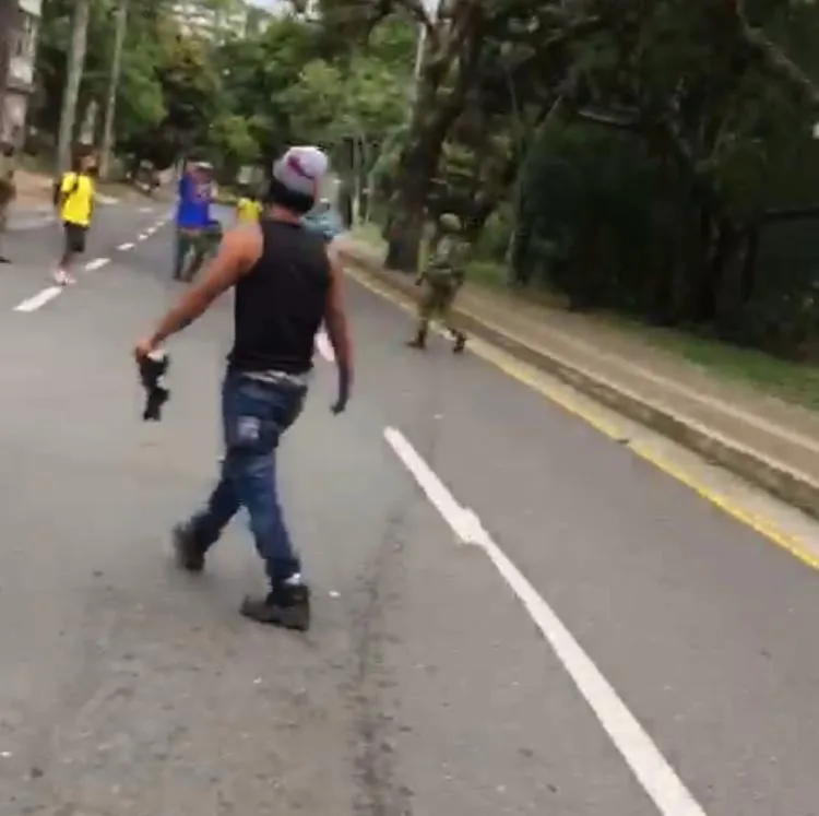 Oeste de Cali -Ancla