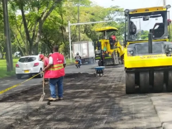 La malla vial en Cali: 300 tramos viales y 49 barrios intervenidos , ¿Qué hace falta? y ¿Qué propone el alcalde electo?