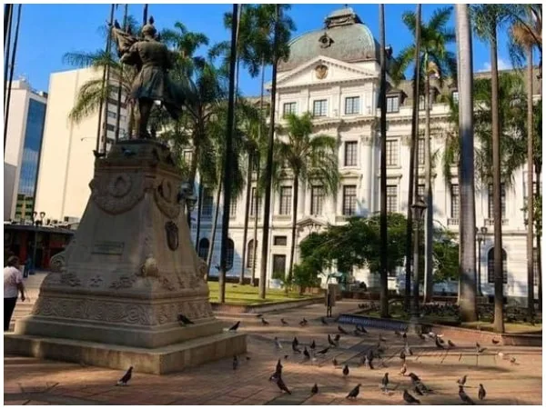 Qué hay pa’ hacer en Cali este fin de semana; uno de los planes es para los amantes de los libros