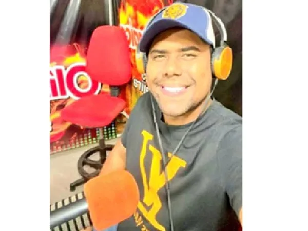 Asesinan a locutor de emisora Olímpica Stereo.