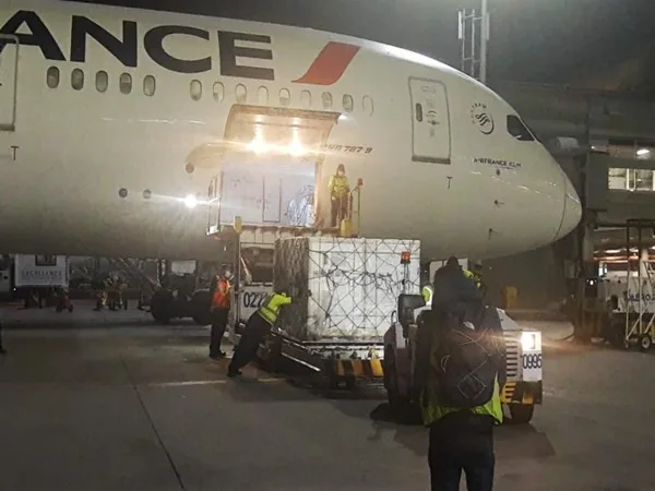 A Colombia llegaron 1.100.000 vacunas adquiridas por empresas privadas