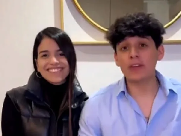 Jóvenes decidieron no besarse hasta llegar al altar.