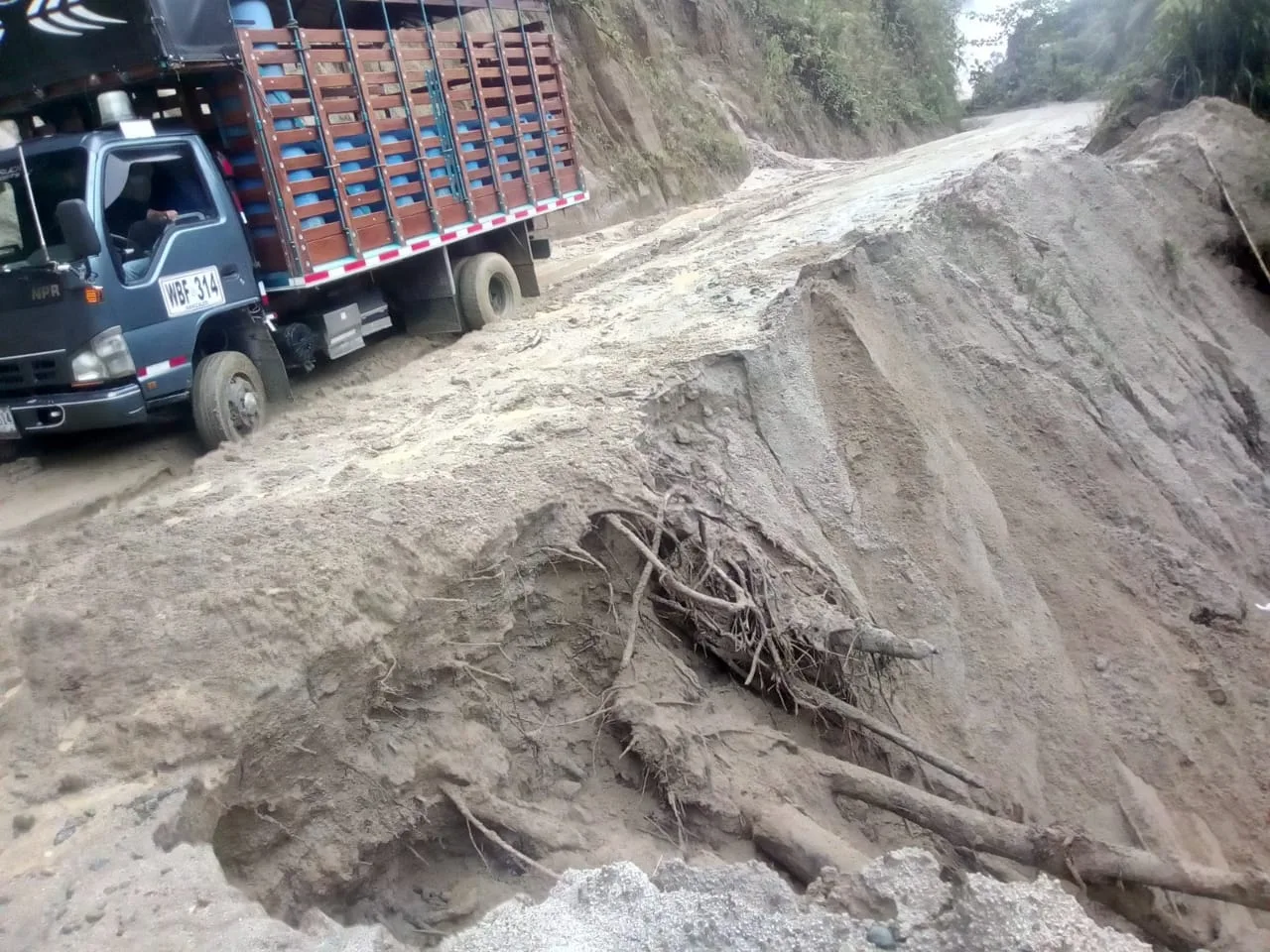 Buga ola invernal carreteras Valle los camiones