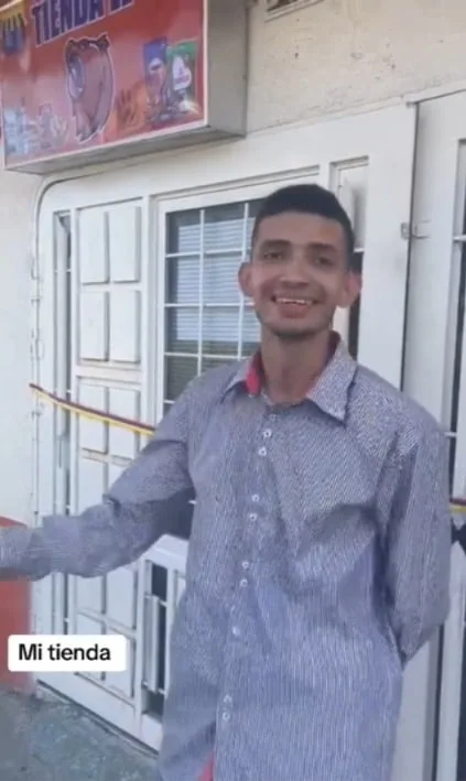 Alegría de joven tulueño al abrir su propio negocio: "un sueño hecho realidad" en medio de tanto sacrificio