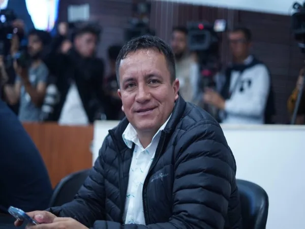 "Tres meses sin voz ni voto": Partido Conservador suspendió al congresista Jorge Quevedo