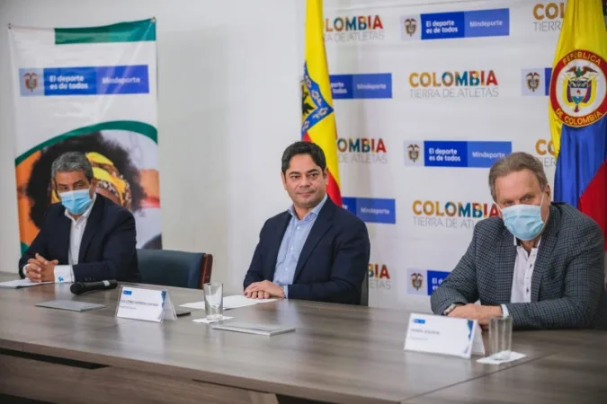 El apoyo a la liga femenina fue oficializado en Rueda de prensa.