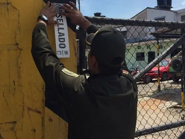 En Ipiales parqueadero funcionaba como terminal clandestino para transportar migrantes