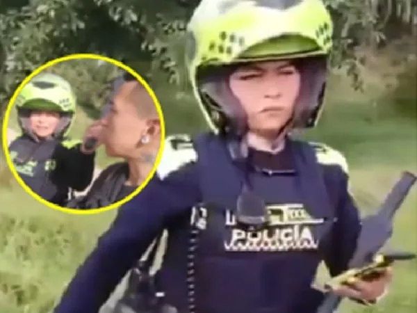 Patrullera de la Policía dio bolillazo a ciudadano.
