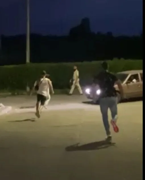 joven con cuchillo en mano La Tebaida