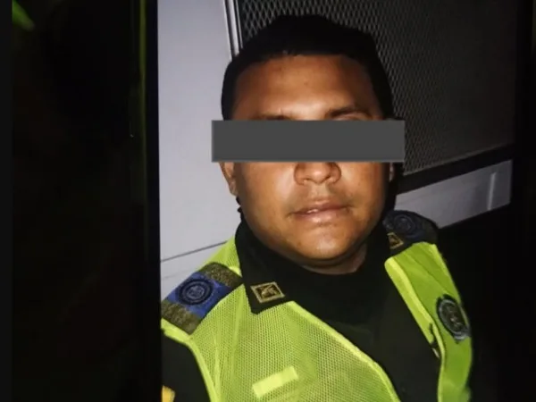 patrullero robo de celulares Barranquilla