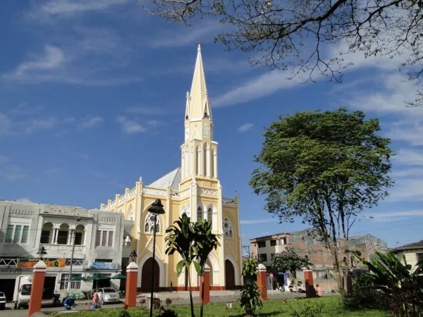 Cuatro candidatos en la carrera por la alcaldía del «Balcón del Valle del Cauca», Sevilla