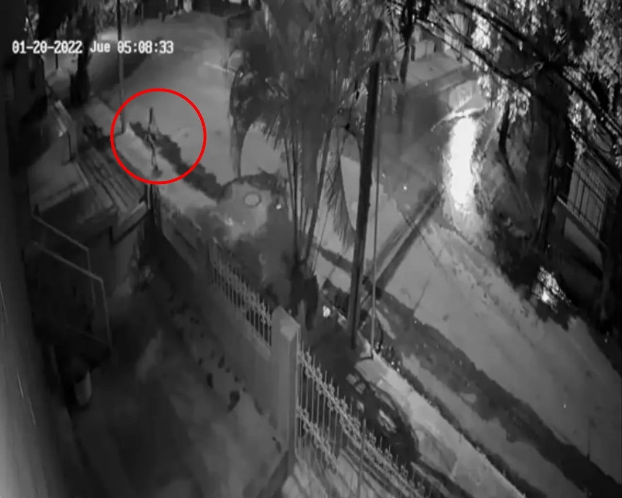 bus casa en Cali incendiado