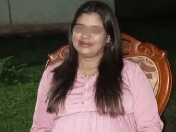 Embarazada murió al dar a luz a trillizos.