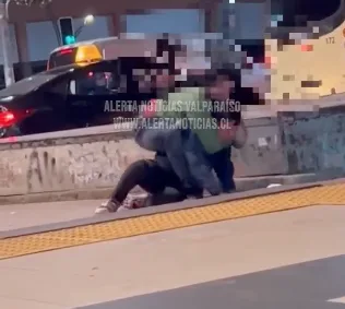 Presunto ladrón sometido por la víctima en Chile con una llave "Jiu-jitsu"