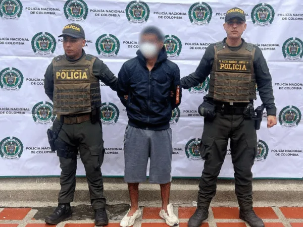 Un caso de violencia intrafamiliar se registró en La Unión, Nariño; un hombre que agredió a su madre fue capturado por las autoridades.