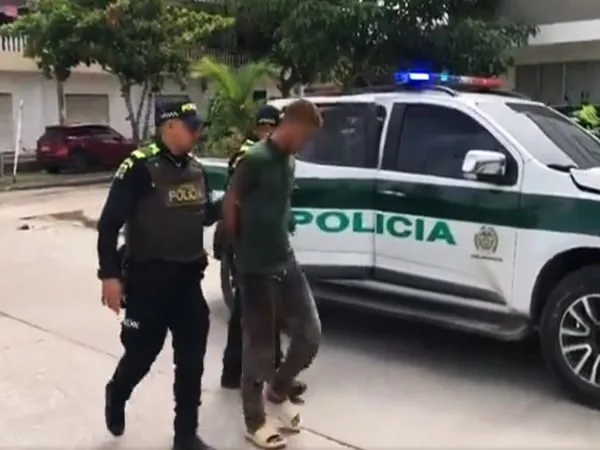 El presunto responsable del crimen de Liliana fue capturado medio de los hechos; autoridades en Santo Tomás investigan lo ocurrido.