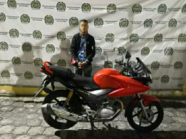 Capturaron en flagrancia a cabecilengua cuando exigía dinero a cambio de devolver una moto
