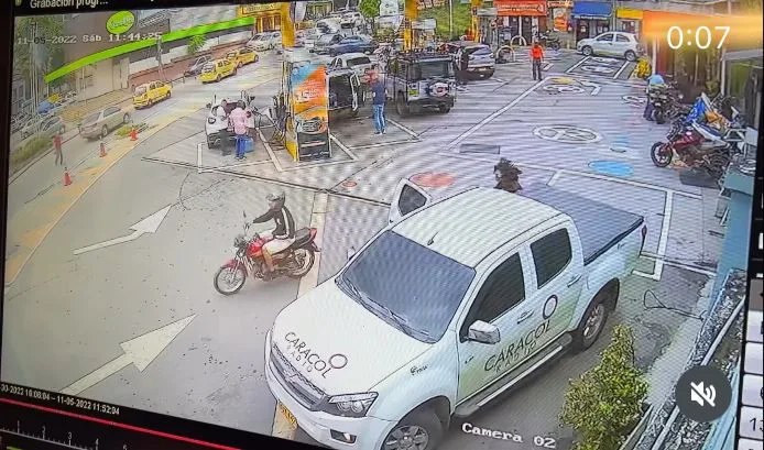 Los robos no dan tregua, hasta a locutora de Cali la robaron “el colmo que les sea fácil decir que todo es papaya”, comentan