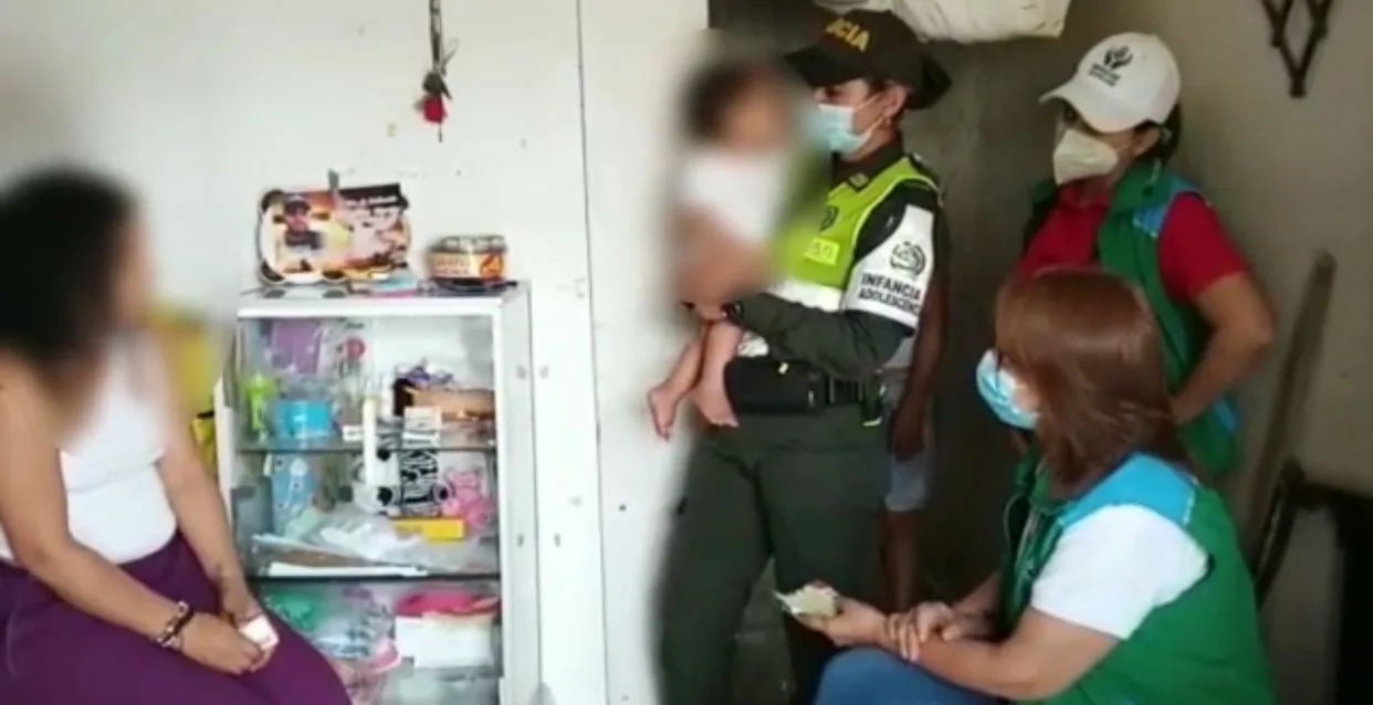 mujer bebé golpeado Barranquila