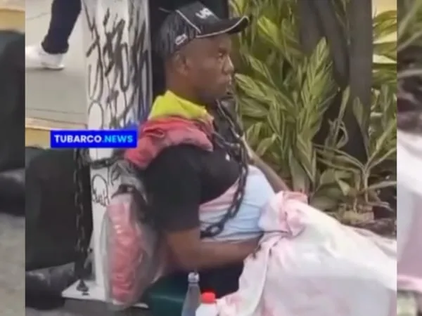 Conductor de bus en Cali se cosió la boca: esta es la razón de su protesta.