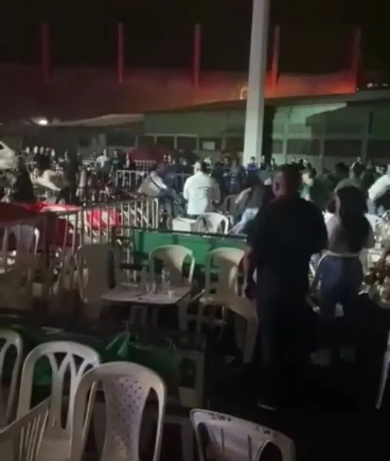 Autoridades están investigando qué pasó en el concierto de música popular y corridos que se realizó en El Diamante de Béisbol el pasado viernes.