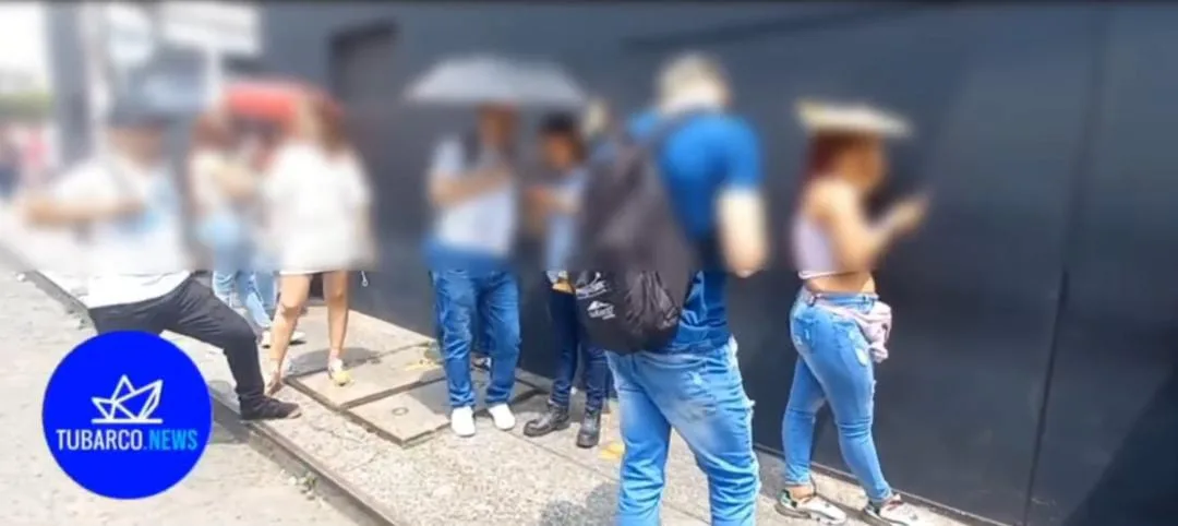 Largas filas bajo el sol y varios meses de espera: así es el 'calvario' de muchos ciudadanos a la hora de hacer denuncias