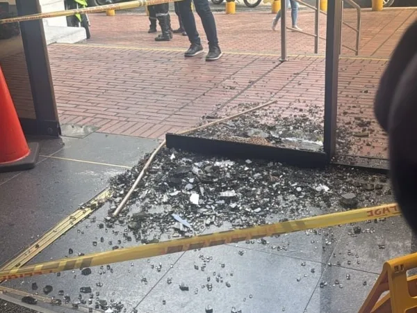 Tiroteo en el oeste de Cali dejó dos hombres heridos frente al centro comercial Centenario